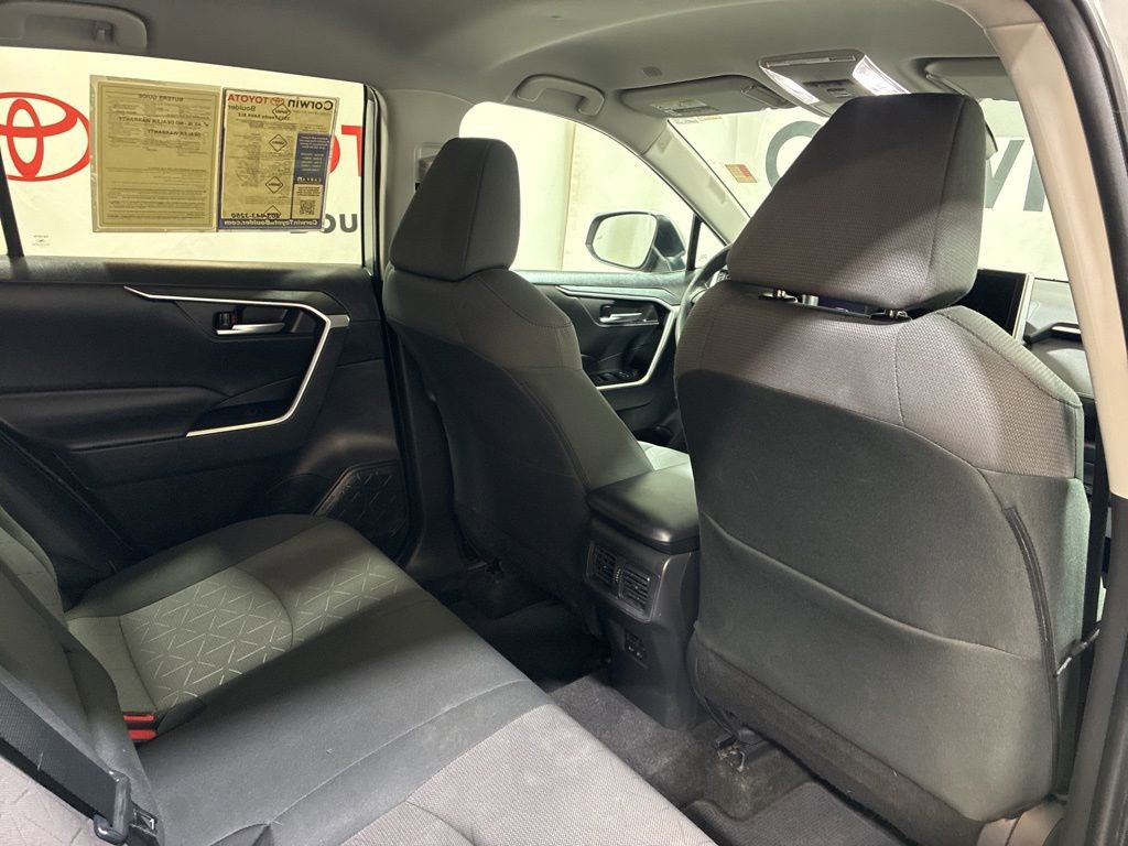 Used 2023 Toyota RAV4 XLE AWD/4WD image 16