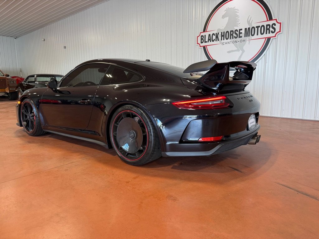Used 2018 Porsche 911 GT3 image 11