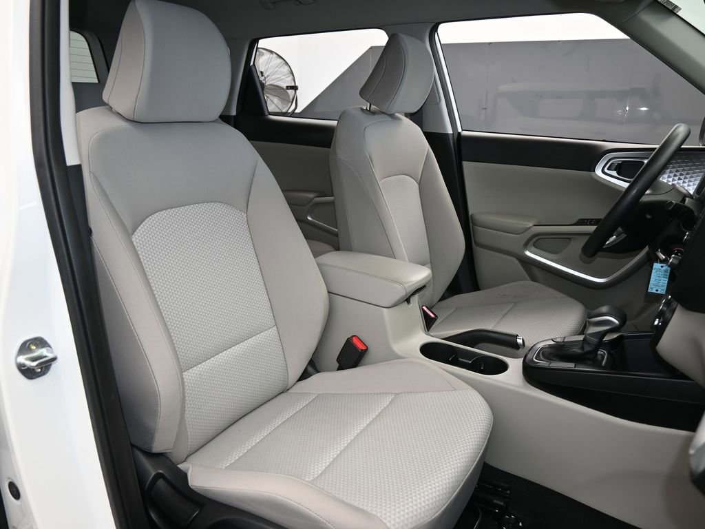 Used 2021 Kia Soul LX image 35