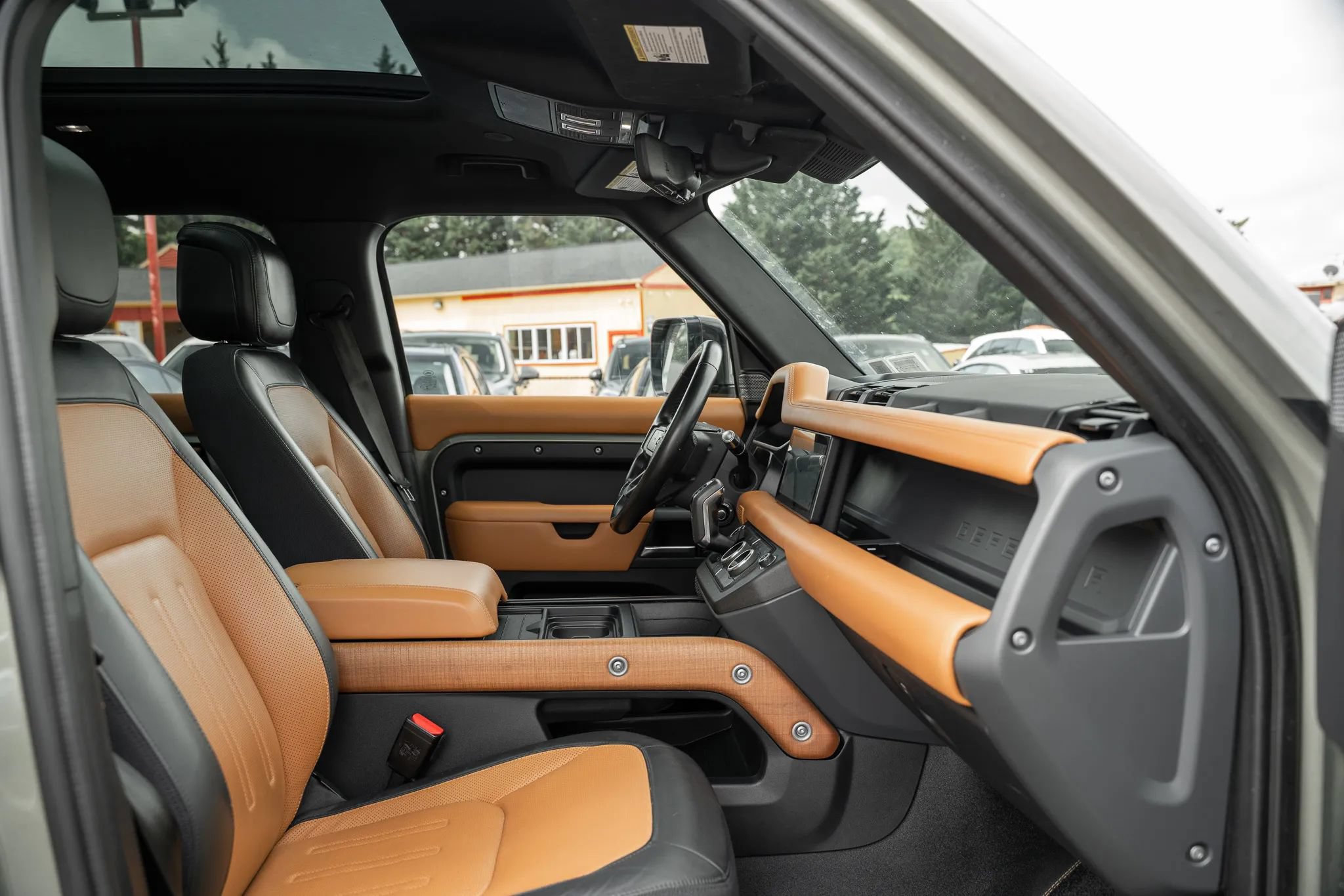 Used 2021 Land Rover Defender 110 X AWD/4WD image 17
