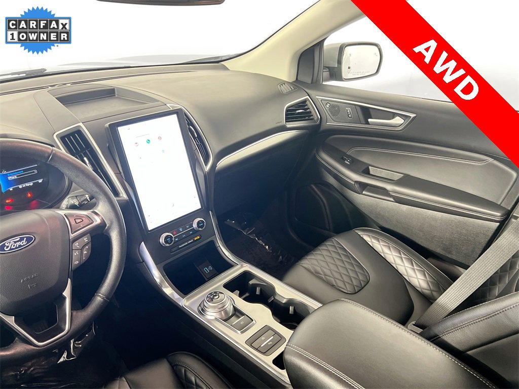 Used 2024 Ford Edge Titanium image 21