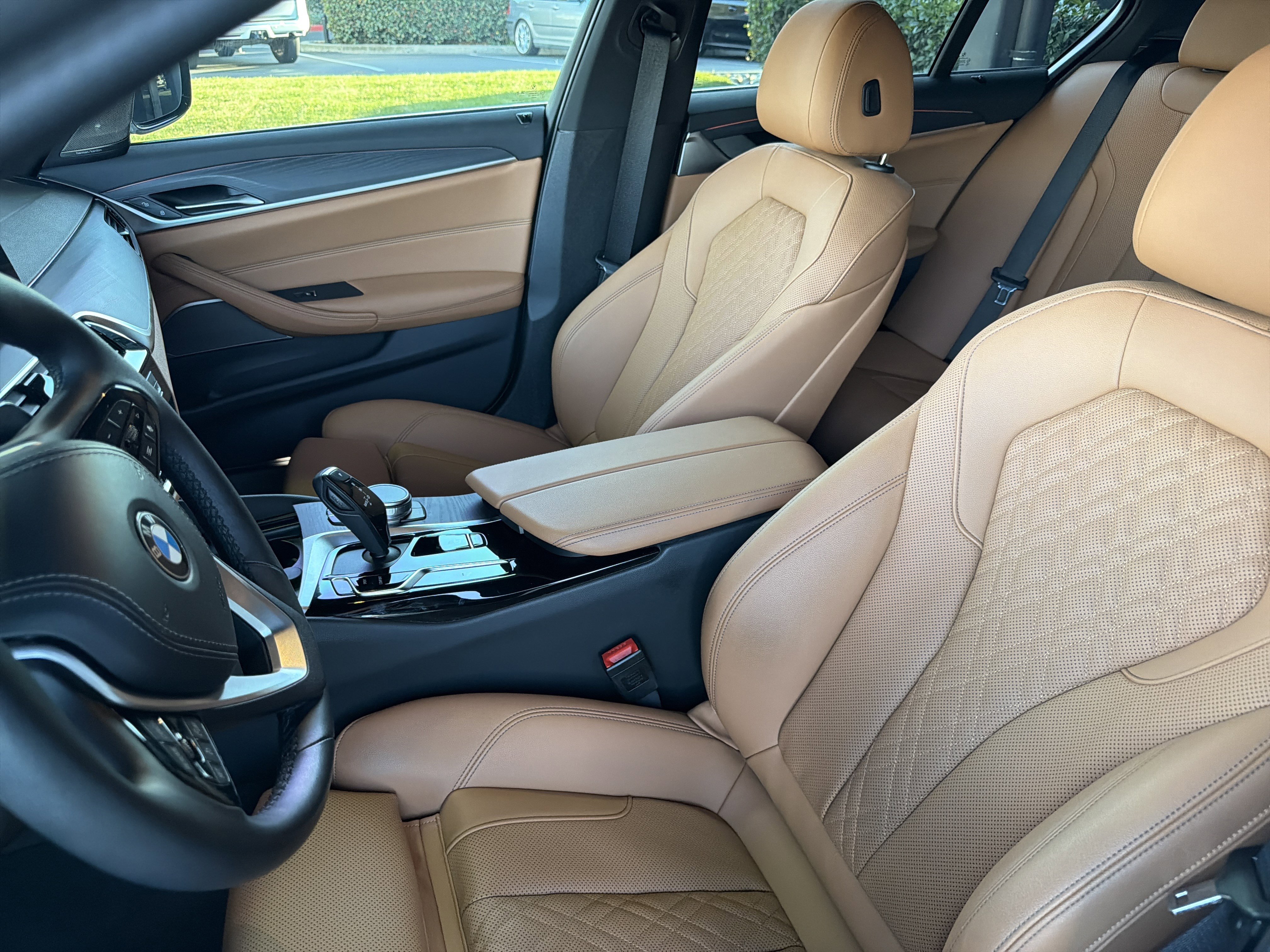 Certified 2023 BMW 540i w/ Premium Package image 44