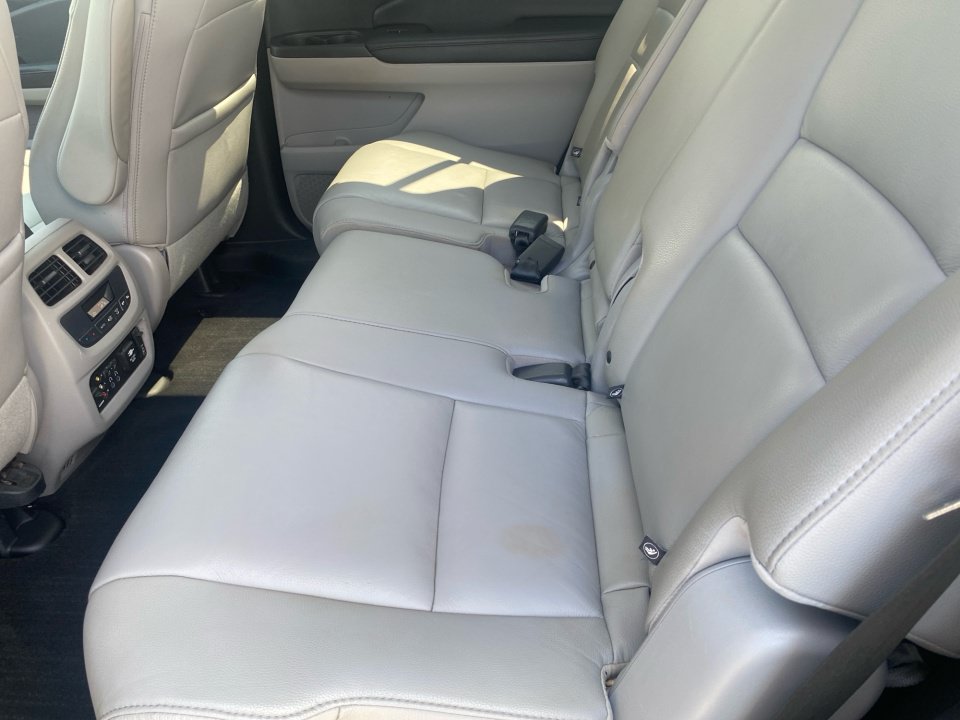 Used 2017 Honda Pilot Touring image 16