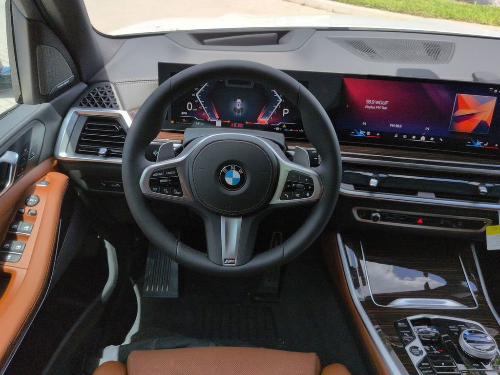 New 2026 BMW X5 xDrive40i w/ Executive Package image 16