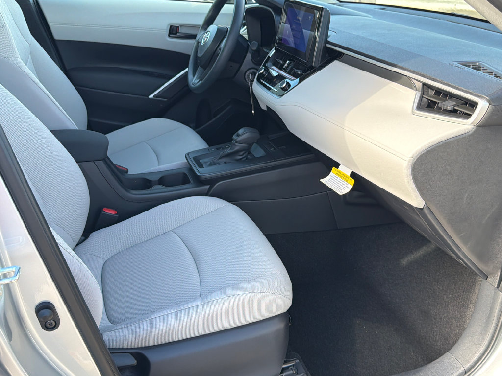 New 2026 Toyota Corolla Cross L FWD image 9