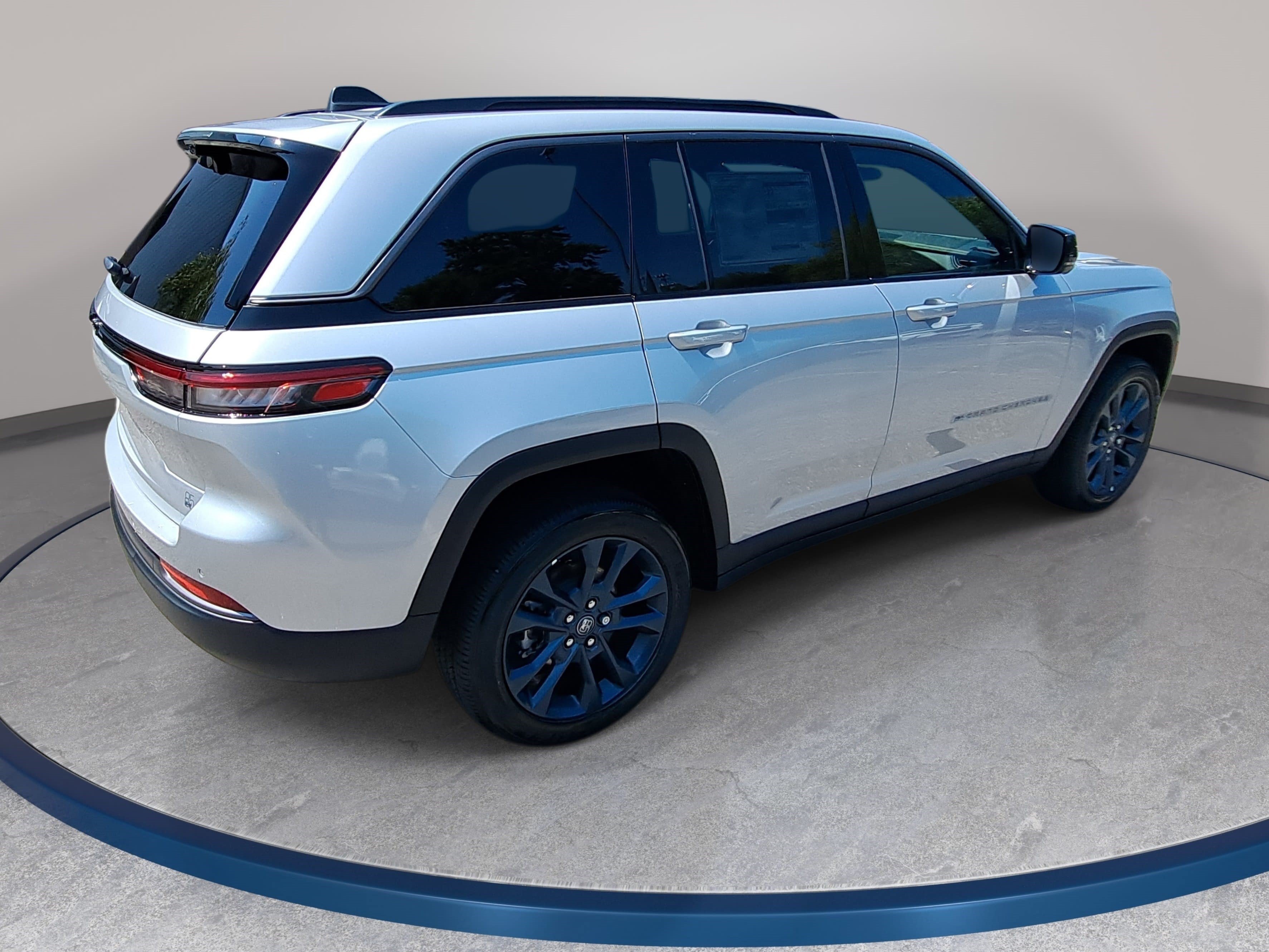 New 2026 Jeep Grand Cherokee Limited AWD/4WD image 5