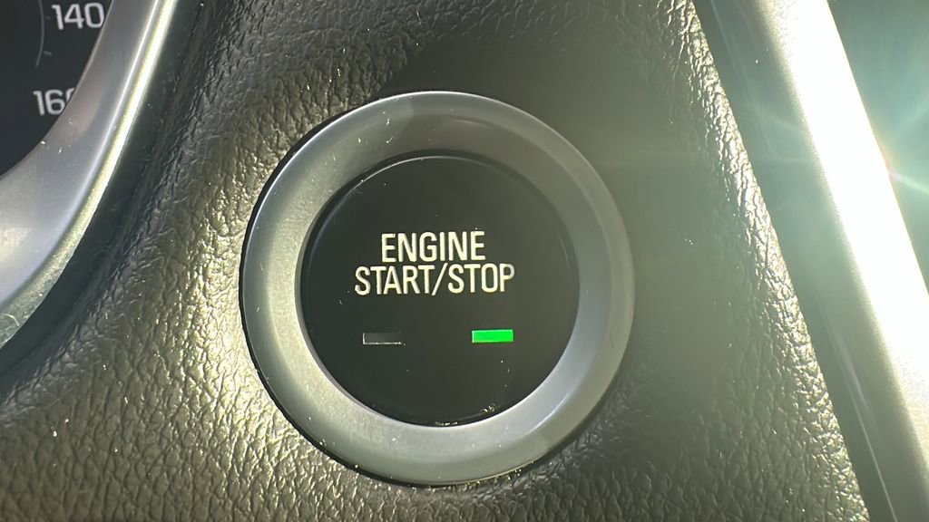 Used 2019 Chevrolet Traverse Premier w/ Driver Confidence II Package image 24