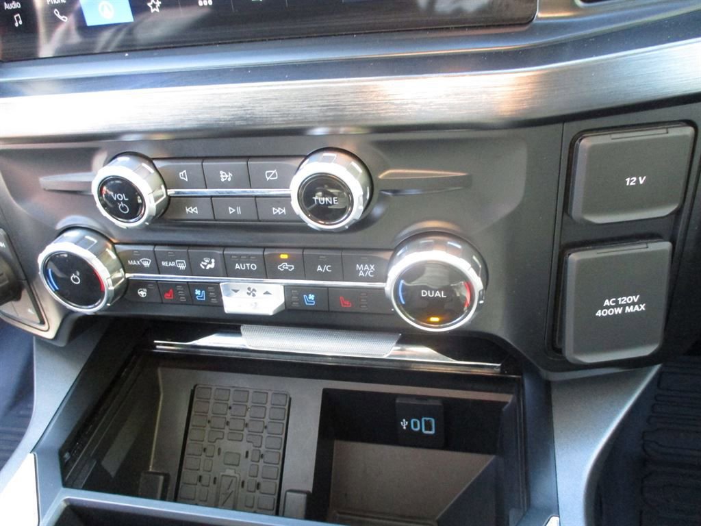 Used 2023 Ford F350 Lariat w/ Lariat Ultimate Package image 8