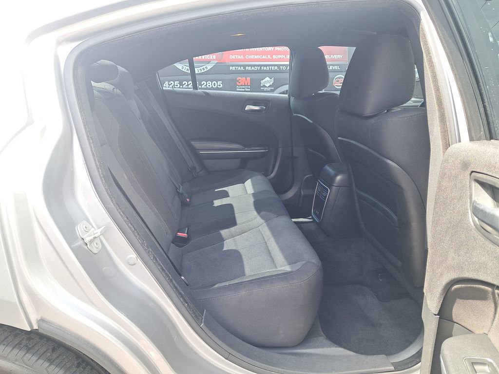 Used 2015 Dodge Charger SXT image 15