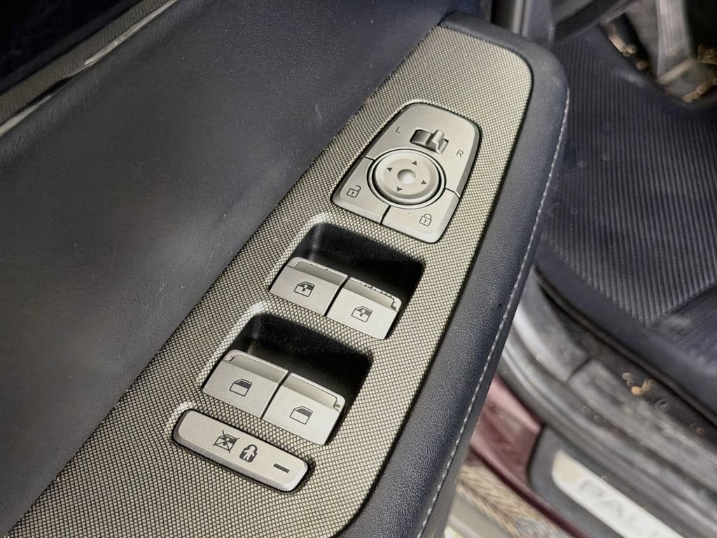 Used 2021 Hyundai Palisade Limited FWD image 18