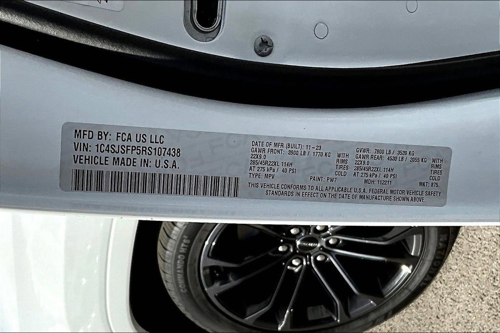 Used 2024 Jeep Grand Wagoneer L Series II w/ Quick Order Packagew 28T image 32