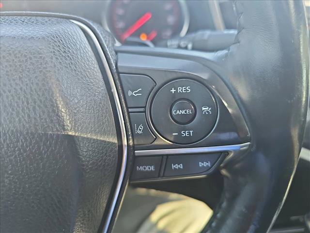 Used 2020 Toyota Camry XSE image 18