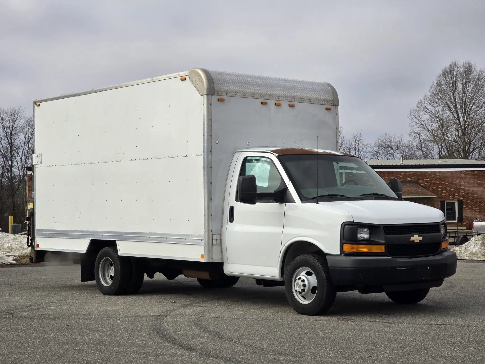 Used 2013 Chevrolet Express 3500 Extended image 6