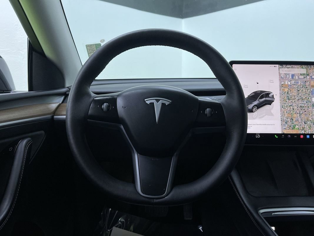Used 2023 Tesla Model Y Long Range image 19