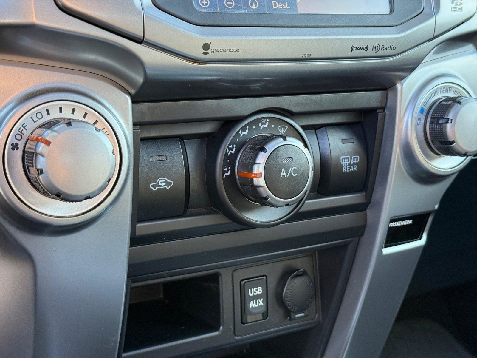 Used 2016 Toyota 4Runner SR5 Premium image 23