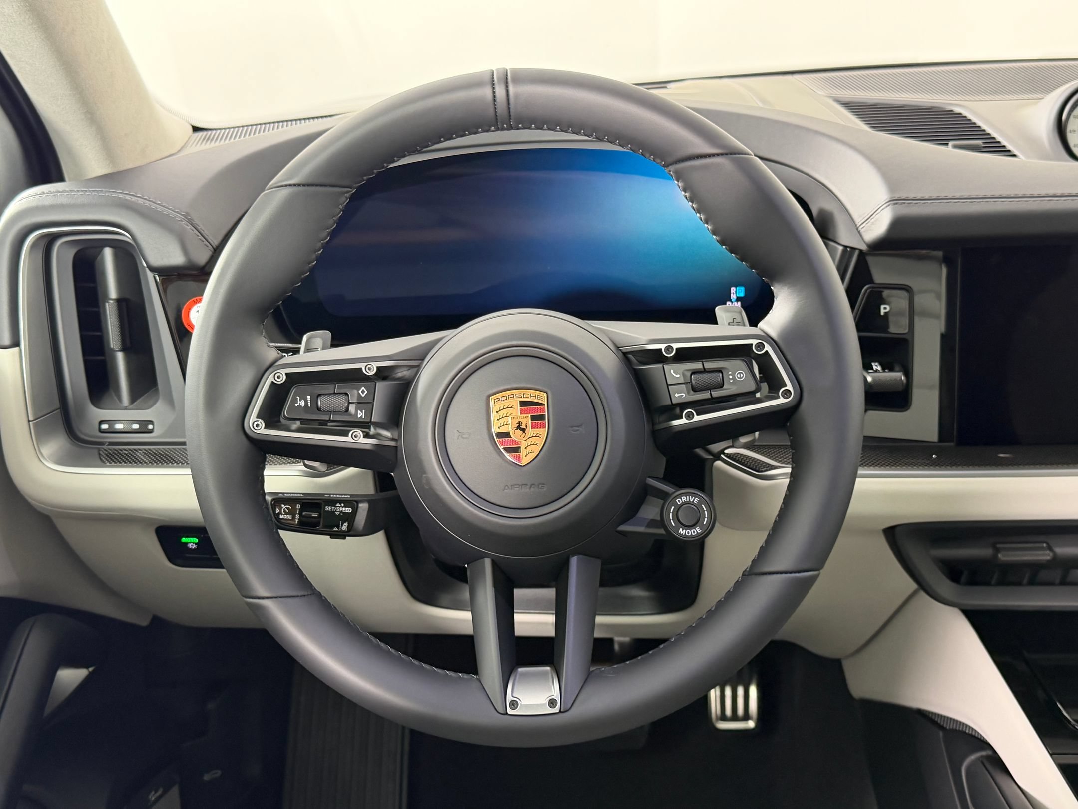 New 2026 Porsche Cayenne GTS AWD/4WD image 11