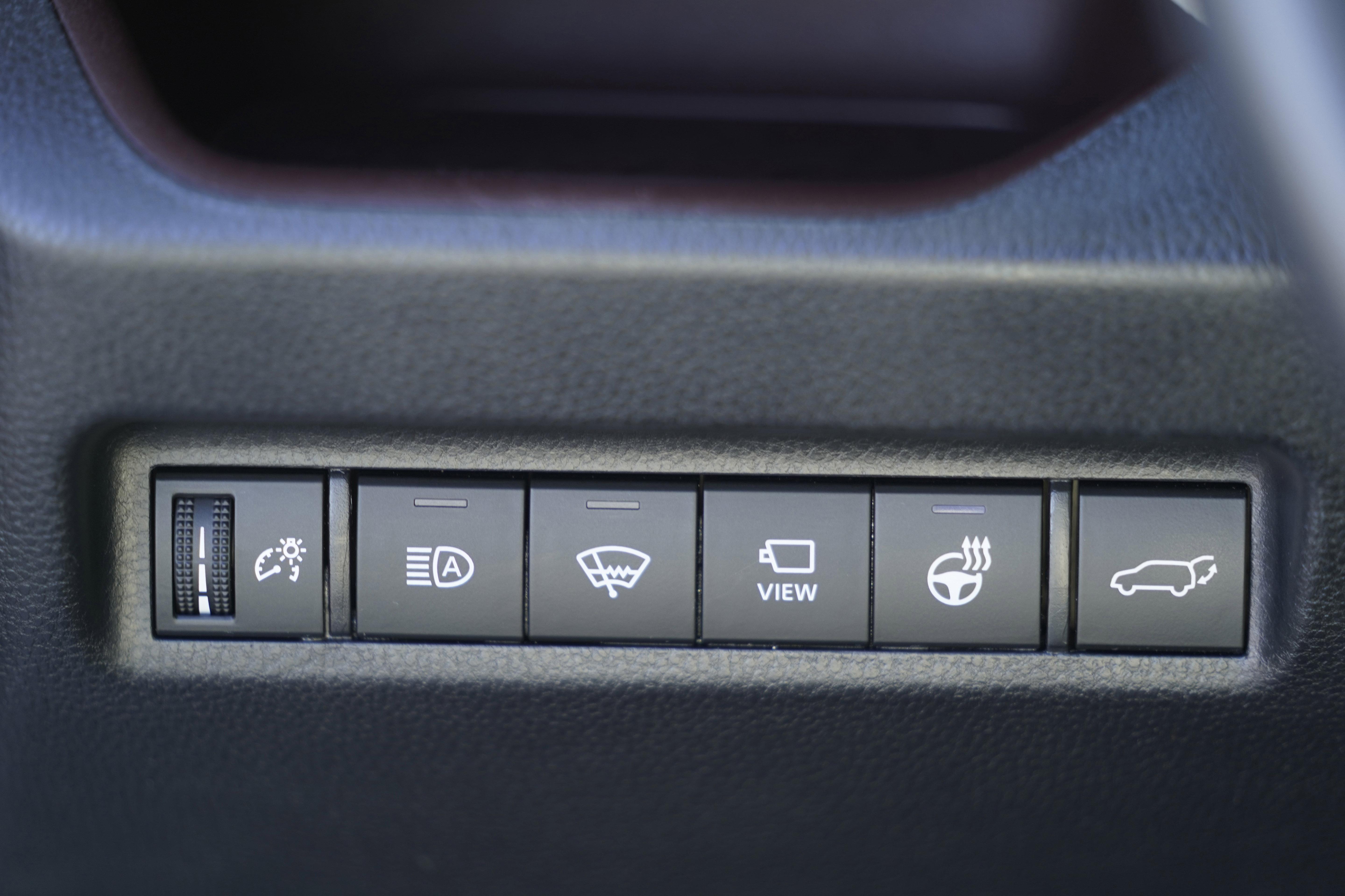 Used 2021 Toyota RAV4 Limited AWD/4WD image 18