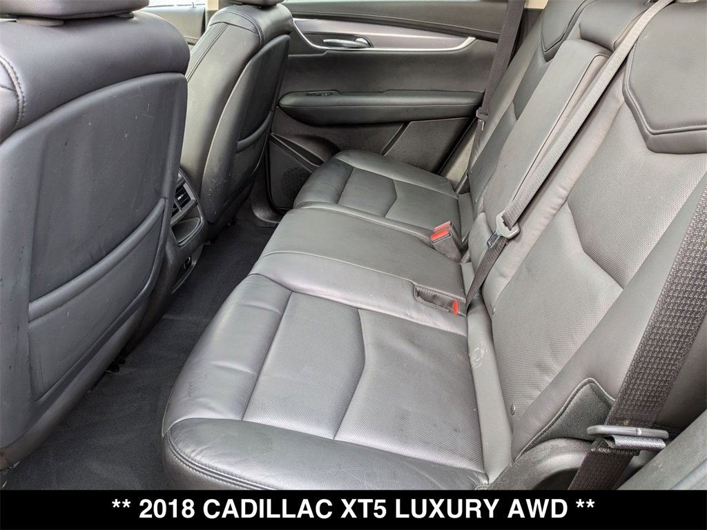 Used 2018 Cadillac XT5 Luxury w/ Driver Awareness Package image 4