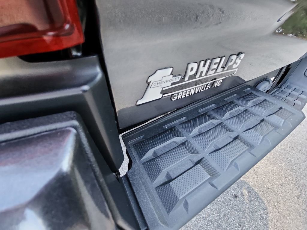 Used 2022 Toyota Tacoma SR5 w/ Technology Package image 34