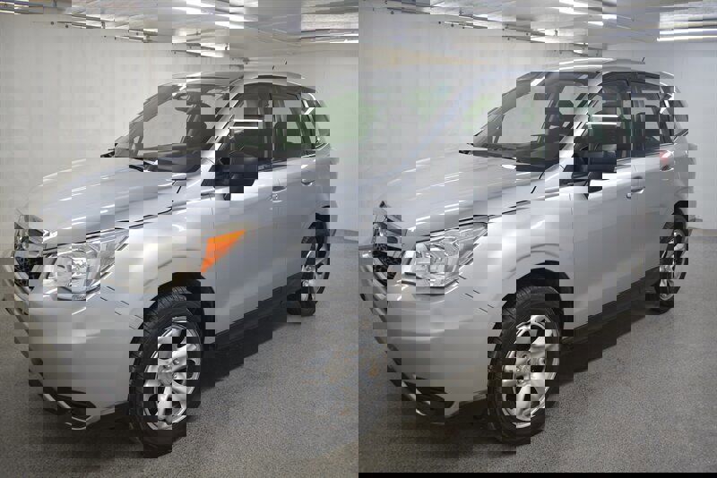 Used 2014 Subaru Forester 2.5i image 3