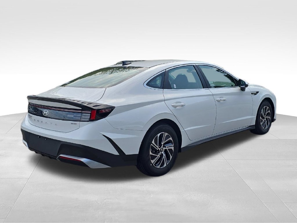 New 2026 Hyundai Sonata Blue FWD image 5