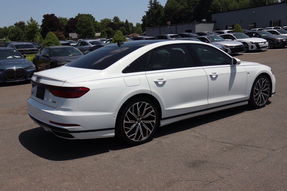 Used 2021 Audi A8 L 4.0T w/ Luxury Package AWD/4WD image 5