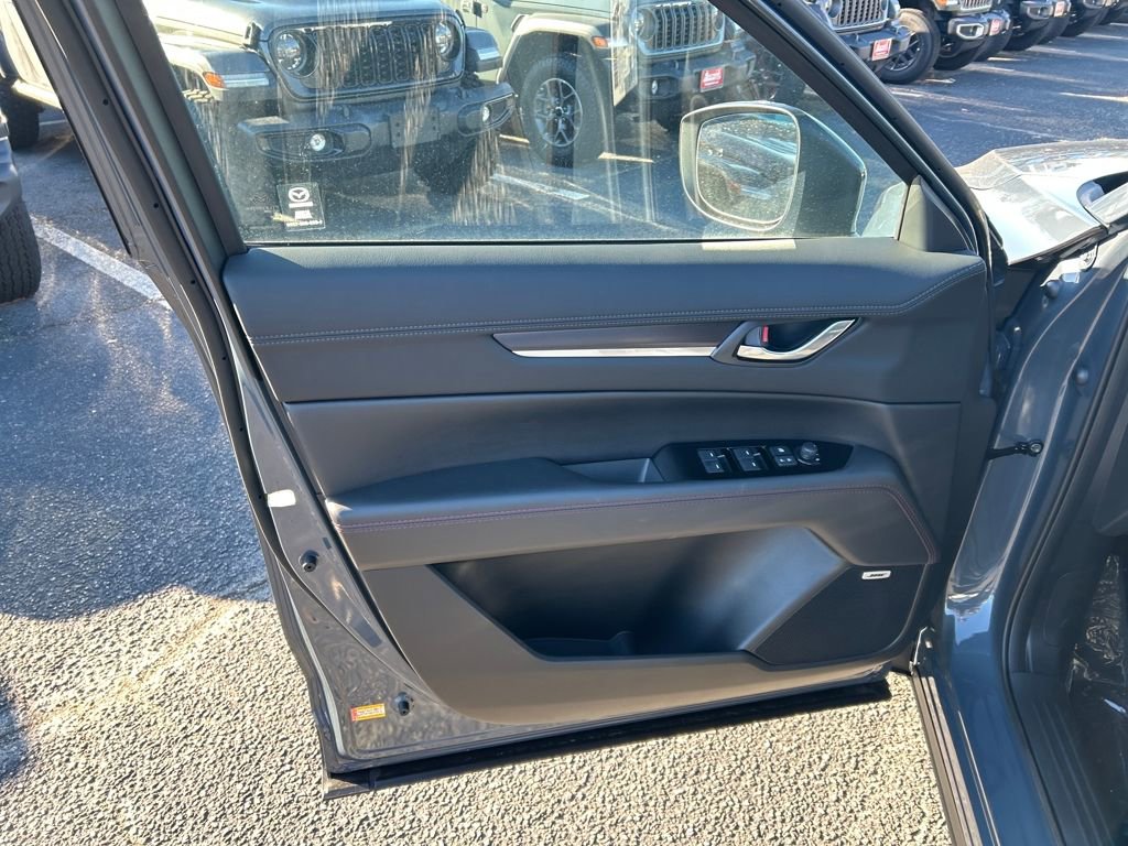 New 2025 MAZDA CX-5 Carbon Edition image 14
