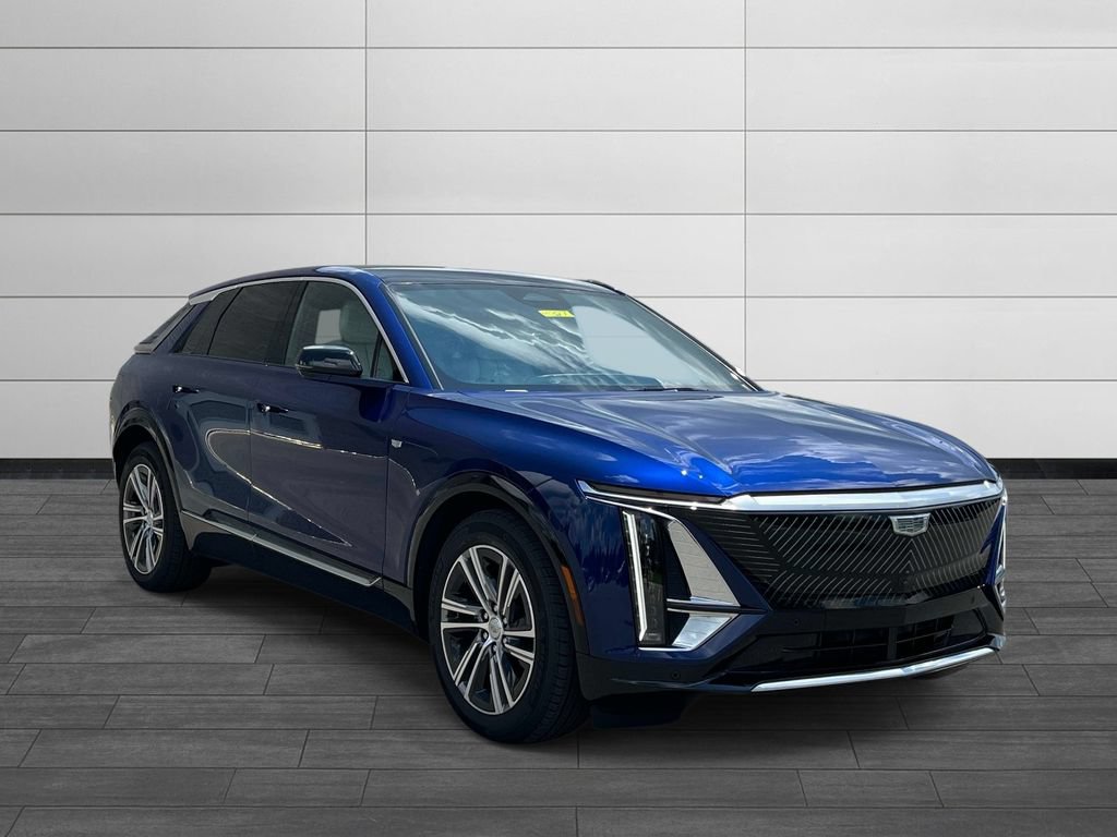 Used 2024 Cadillac Lyriq Luxury RWD image 7