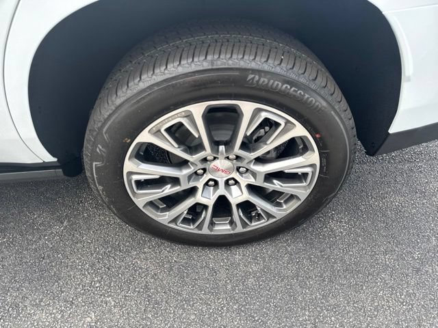 New 2026 GMC Yukon Denali w/ Sun & Power Step Package AWD/4WD image 22