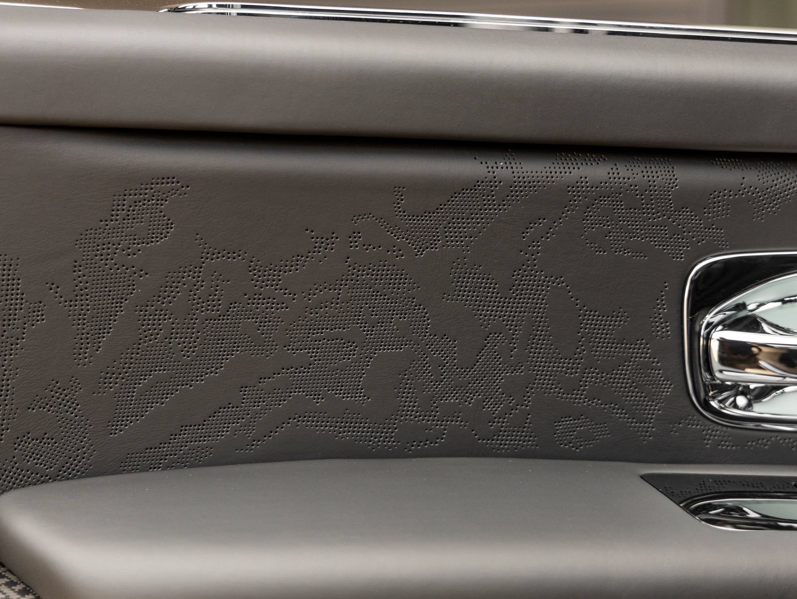 New 2027 Rolls-Royce Cullinan Black Badge AWD/4WD image 22