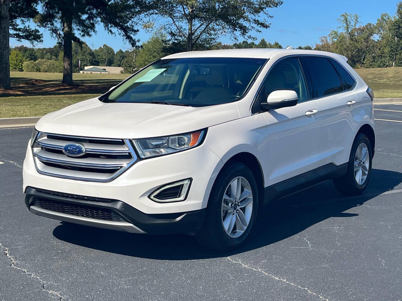 Used 2017 Ford Edge SEL w/ Equipment Group 201A image 2