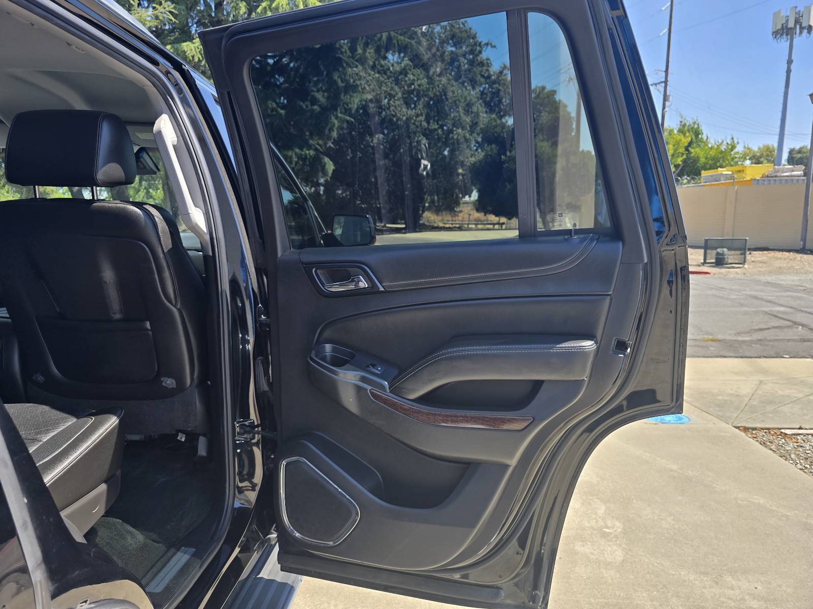 Used 2015 GMC Yukon SLT AWD/4WD image 21