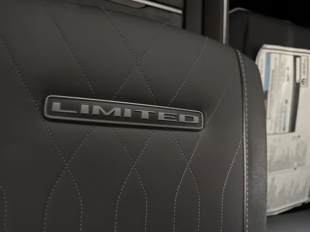 New 2026 RAM 2500 Limited AWD/4WD image 35