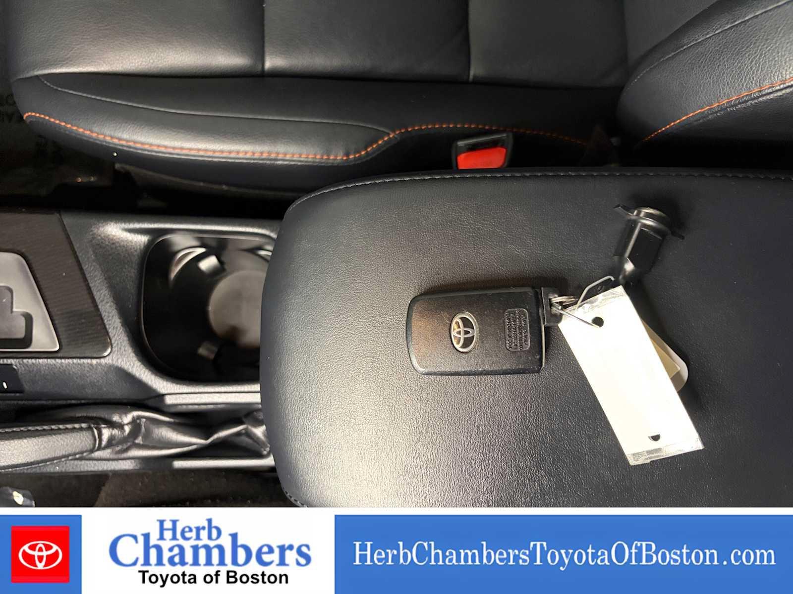 Used 2017 Toyota RAV4 SE AWD/4WD image 12