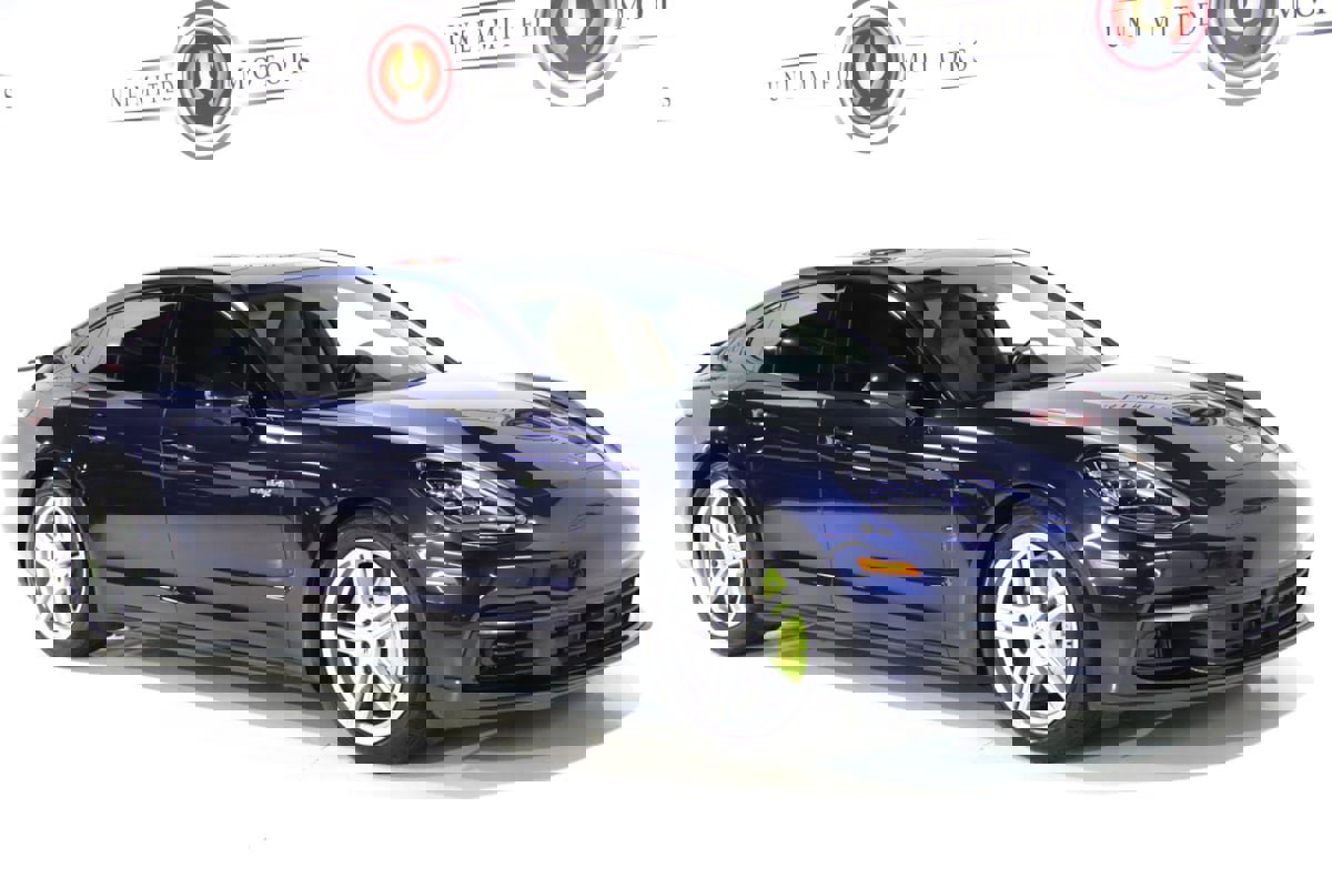 Used 2018 Porsche Panamera 4 image 97