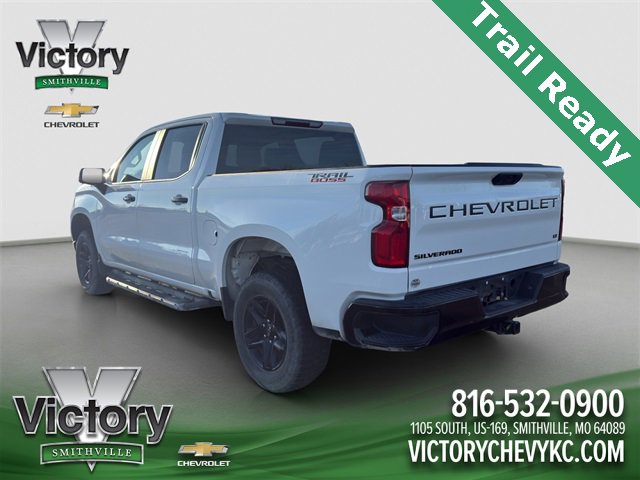 Used 2022 Chevrolet Silverado 1500 LT Trail Boss w/ LPO, Dark Essentials Package image 4