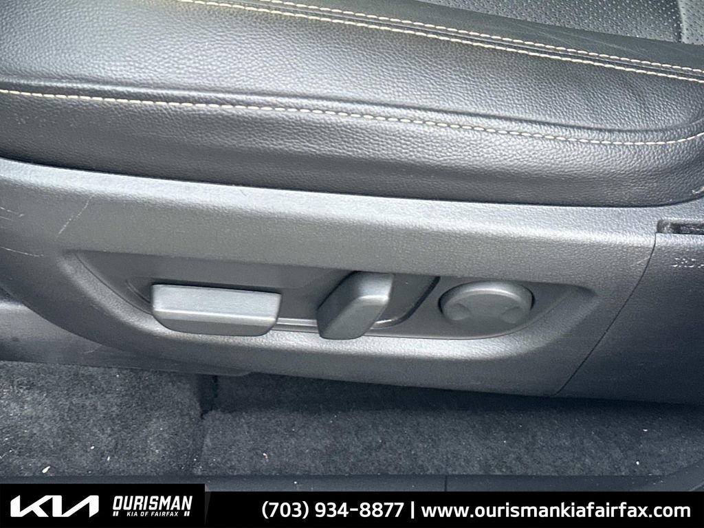 Used 2024 MAZDA CX-90 3.3 Turbo w/ Preferred Plus image 18