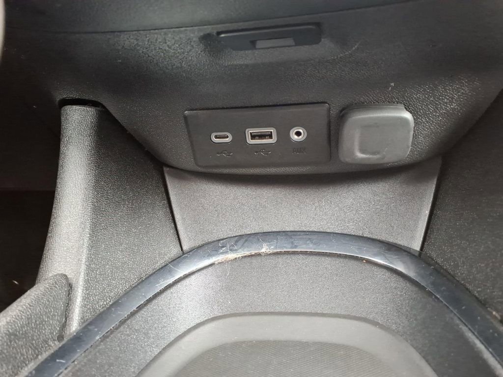 Used 2024 Chevrolet Malibu LT image 19