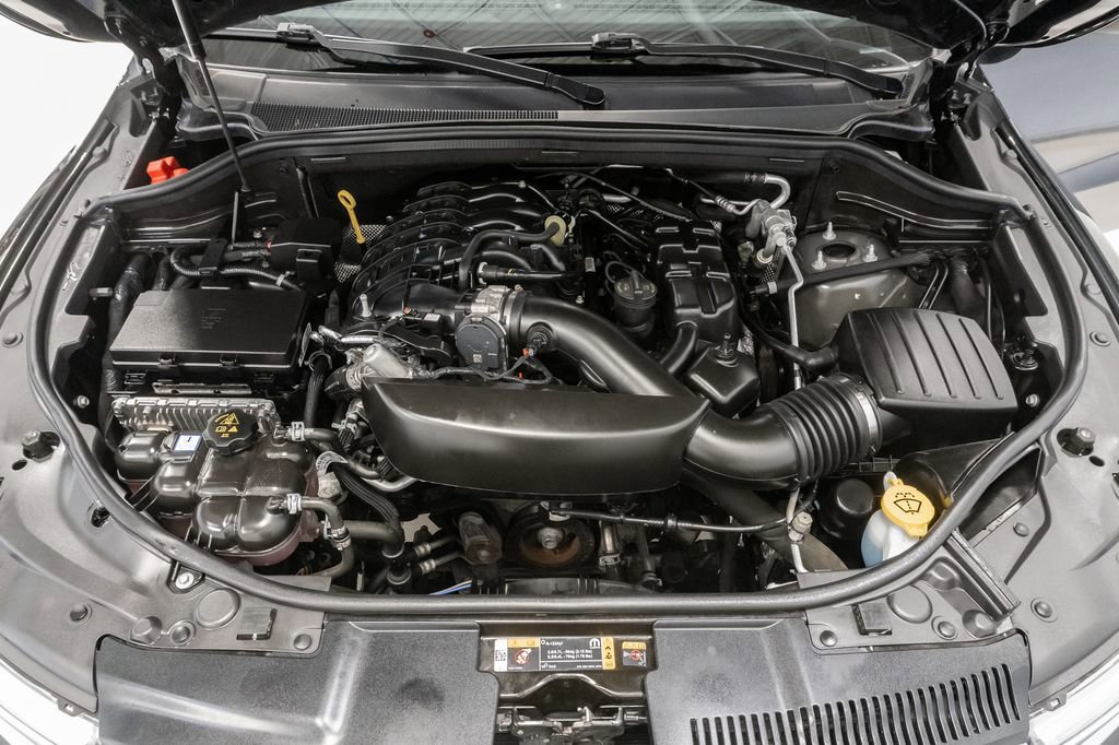 Certified 2024 Dodge Durango SXT AWD/4WD image 3
