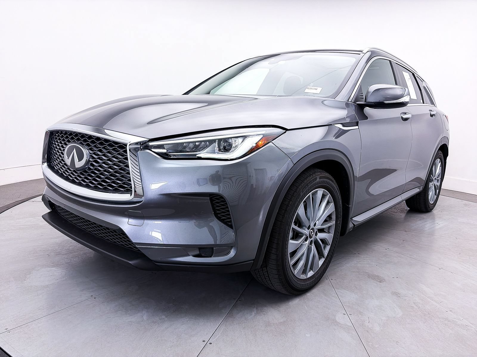 Used 2025 INFINITI QX50 Luxe AWD/4WD image 13