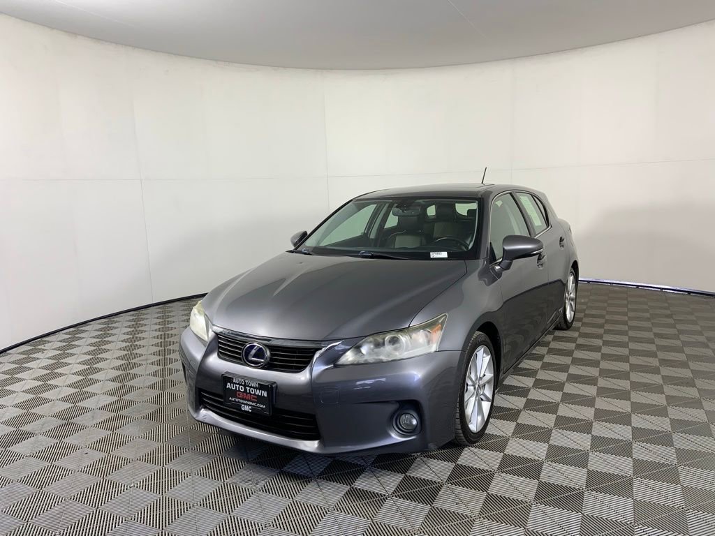 Used 2013 Lexus CT 200h w/ Premium Pkg w/Navigation FWD image 5