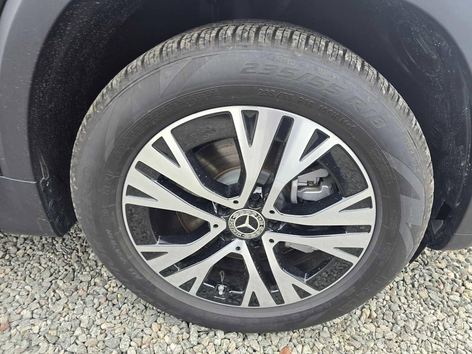 Used 2024 Mercedes-Benz GLB 250 image 9