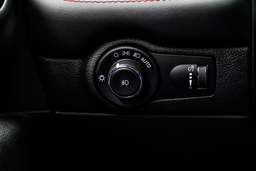 Used 2023 Dodge Durango GT AWD/4WD image 35