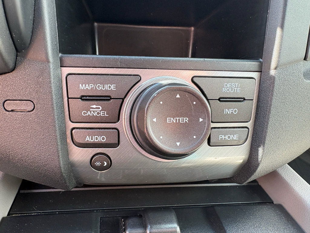 Used 2012 Honda Pilot Touring image 19