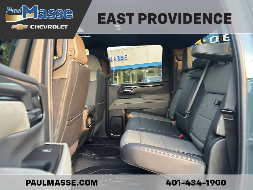 Used 2026 Chevrolet Silverado 2500 ZR2 w/ Snow Plow Prep/Camper Package AWD/4WD image 18