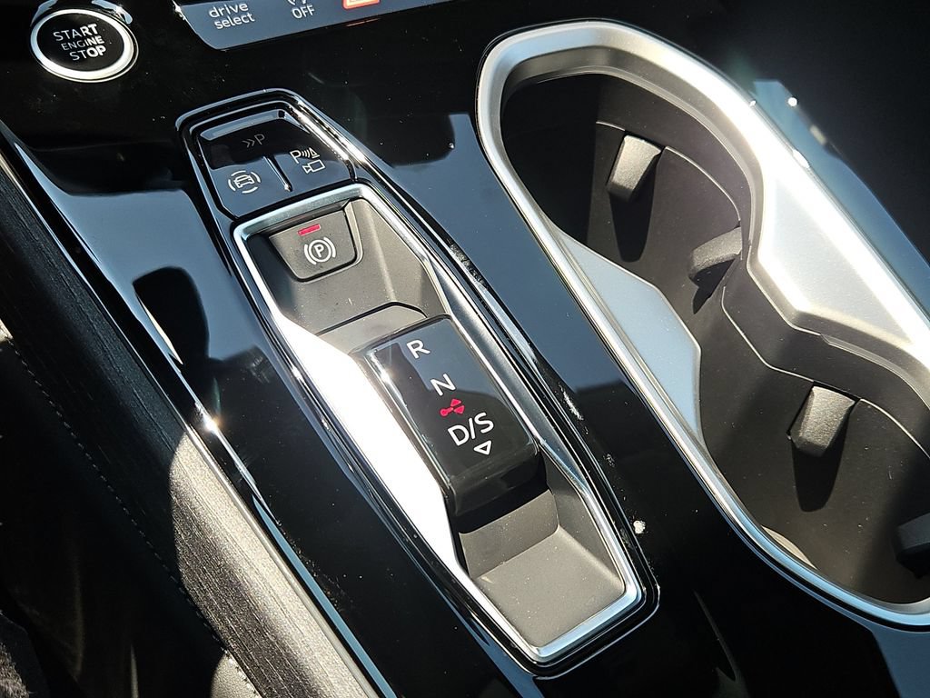 New 2026 Audi A6 Premium Plus AWD/4WD image 21