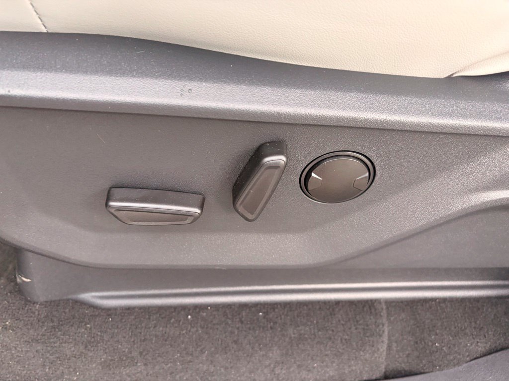 New 2026 Ford Expedition Active RWD image 15