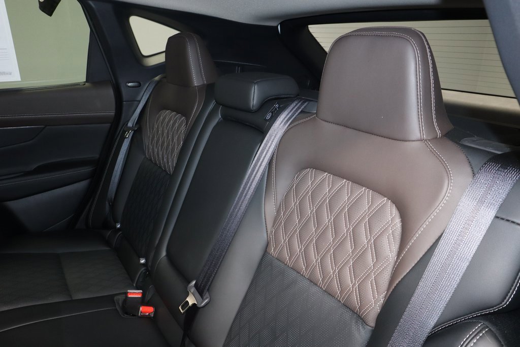 Certified 2025 Nissan Murano Platinum w/ Cargo Package image 24