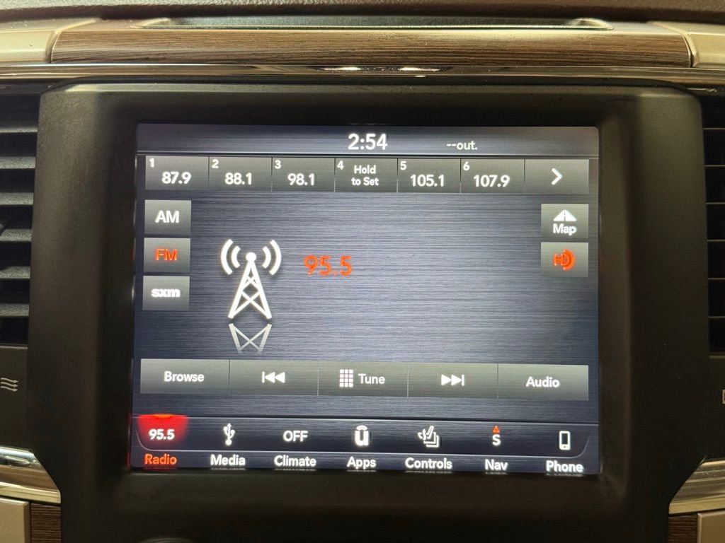 Used 2018 RAM 2500 Laramie w/ Off Road Package image 16