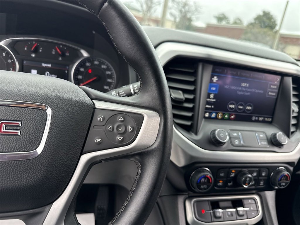 Used 2023 GMC Acadia SLT image 14